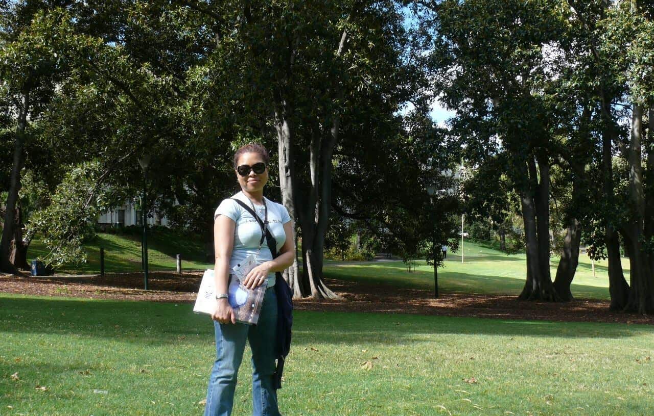 Short stroll through Fitzroy Gardens from Park Hyatt Melbourne